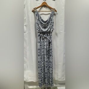 Jessica Simpson Navy and White Maxi Dress - size 8